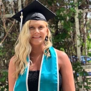 Meet your Posher, Molly rose